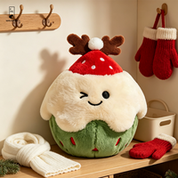 Coussin en peluche de Noël en forme de cupcake, brodé avec un visage qui cligne, coussin décoratif doux pour la maison, le canapé, ou comme cadeau de fêtes