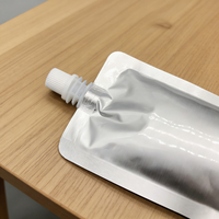 Pochettes souples épaisses en aluminium opaque avec bec verseur, imprimées sur mesure, pour emballage de liquides (café, jus)