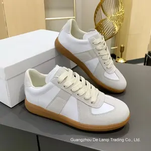 2024 <span class=keywords><strong>Sneakers</strong></span> da uomo primavera autunno <span class=keywords><strong>bianche</strong></span> in vera <span class=keywords><strong>pelle</strong></span> con lacci Casual scarpe da allenamento versatili per camminare in inverno - Product Image 4