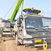Grue sur camion Zoomlion ZTC250H d'occasion de 25 tonnes, modèle 2021, moteur Weichai, hydraulique KYB, hauteur de levage de 50 m, 8001-10000 heures de fonctionnement, à vendre