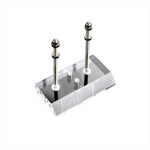 Soporte de pared de acrílico al por mayor para exhibición de patinetas, tablas y almacenamiento - Product Image 4