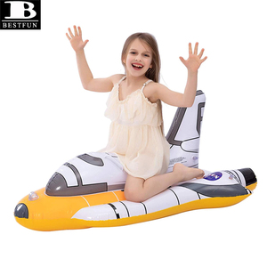 Bateau gonflable personnalisé en forme de <span class=keywords><strong>navette</strong></span> <span class=keywords><strong>spatiale</strong></span> <span class=keywords><strong>NASA</strong></span>, jouet aquatique en PVC pour enfants, idéal pour l'été - Product Image 3