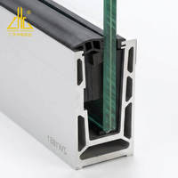 Système de balustrade en verre sans cadre 8+1.52+8mm avec profilé en U en aluminium pour balcon, terrasse et escalier