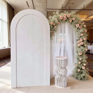 ฉากหลังงานแต่งงานแบบโค้งพรีเมียมคุณภาพสูง วัสดุ PVC ลายริ้วสีงาช้าง สำหรับงานเลี้ยงและงานอีเว้นท์ต่างๆ - Product Image 6