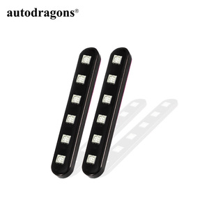 Feu Stop Latéral Clignotant à 6 LED, Indicateur Clignotant, Feu d'Urgence pour Voiture, Camion, VUS, Moto - Product Image 1