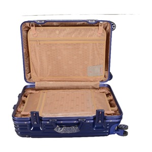 Maleta con marco de aluminio de 24 pulgadas con ruedas silenciosas y cremallera, apta para llevar en mano o dejar en el equipaje de abandono. - Product Image 3