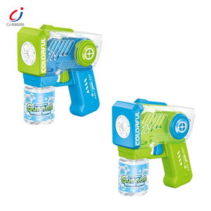 Pistolet à bulles électrique portable Chengji à 6 trous avec lumières, idéal pour les mariages, la vente en gros, les enfants et les jeux d'été en extérieur - Product Image 1