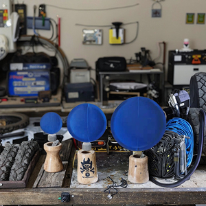 Parche de neumático con respaldo de polietileno azul Universal, herramienta de mano, goma de vulcanización fría, estilo americano a la venta - Product Image 1