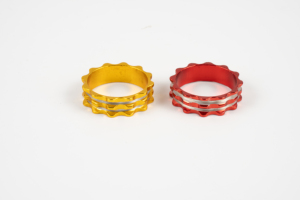Distanziale per Attacco Manubrio Bicicletta G-02 in Alluminio CNC Dentellato 28.6mm Anodizzato Colorato per MTB, Bici da Strada e Pieghevoli - Product Image 2