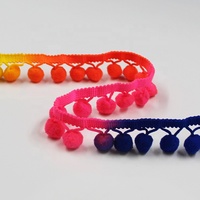 Fournitures en gros de franges à boules colorées de 3 cm, garnitures en dentelle à pompons ombrés pour la couture, l'artisanat et les rideaux
