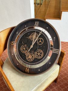 Orologio <span class=keywords><strong>da</strong></span> <span class=keywords><strong>Parete</strong></span> Analogico in Metallo Stile Retrò Americano ed Europeo di Lusso per Soggiorno/Sala <span class=keywords><strong>da</strong></span> Pranzo, Decorazione Artistica di Alta Gamma di Grandi Dimensioni - Product Image 5