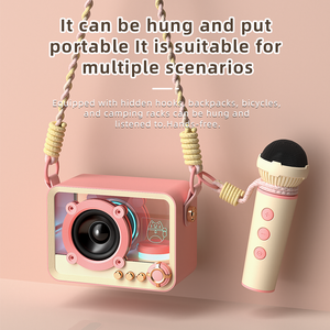 Mini machine <span class=keywords><strong>de</strong></span> karaoké QD06, haut-parleur sans fil BT avec 2 microphones, lumière RVB, radio FM, <span class=keywords><strong>changeur</strong></span> <span class=keywords><strong>de</strong></span> <span class=keywords><strong>voix</strong></span> magique pour enfants, cadeau - Product Image 4