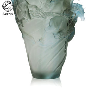 Vaso in Vetro Cristallo Liuli Craft Fengming con Stampa Animale in Rilievo Intagliato, Articolo da Collezione <span class=keywords><strong>di</strong></span> Arte Mediorientale alla Moda - Product Image 6