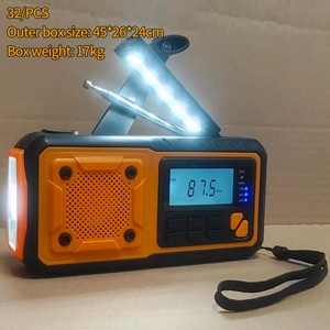 Générateur solaire à manivelle multifonctionnel d'urgence avec lampe de poche, batterie externe et lampe de lecture - Product Image 5