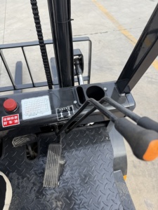 Mini Montacargas Eléctrico de 1.5, 2, 3 y 5 Toneladas, Montacargas EPA, Montacargas Eléctrico Telescópico para Construcción - Product Image 5