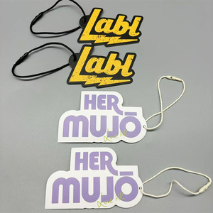 Étiquettes de vêtements populaires de forme irrégulière - Product Image 2