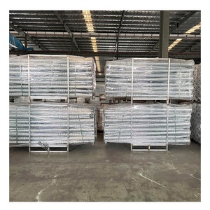 Base de Acero Resistente para Postes de Cerca FarSun, Flanque de Suelo para Postes de Cerca Sólidos - Product Image 1