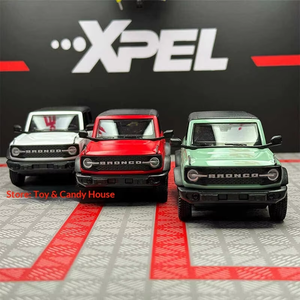 RMZ City 1:36 Modelo de Coche SUV Todoterreno Americano Clásico de Aleación Fundida a Presión con Función de Retroceso, Regalo para Coleccionistas/Niños - Product Image 4