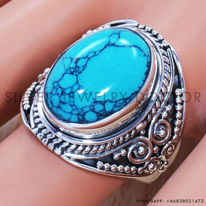 Bague en argent sterling 925 sertie d'une pierre précieuse turquoise ovale naturelle, bijoux fins faits à la main, design vintage rétro pour femmes - Product Image 2