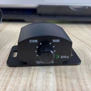 Bouton de contrôle du volume du processeur audio 12v en plastique avec indicateur d'alimentation pour système audio de voiture - Product Image 1