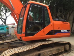 Usado Doosan 225lc-7 210-7 150w-7 220 420-7-7 Precio alegre 22.5ton Alta calidad Japón Original Excavadora hidráulica sobre orugas - Product Image 6