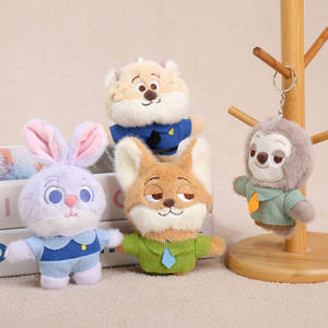 Llaveros de Peluche: Lindos Conejitos Policías <span class=keywords><strong>Judy</strong></span> <span class=keywords><strong>Hopps</strong></span> y Nick Wilde, y el Oficial Clawhauser, Muñecos de Peluche para Decoración de Mochilas - Product Image 1