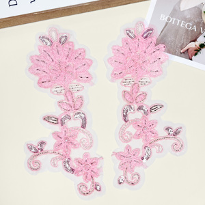 Applique de dentelle de luxe brodée de perles et de sequins en forme de fleur pour la décoration de vêtements, robes de mariée et accessoires de couture DIY - Product Image 1