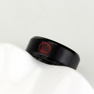Nuovo Design 8MM <span class=keywords><strong>V</strong></span> per anelli di movimento <span class=keywords><strong>Vendetta</strong></span> per uomo anello in acciaio inossidabile placcato nero <span class=keywords><strong>V</strong></span> Symbol Rings - Product Image 5