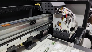 Vigojet 9-màu huỳnh quang A1 60cm dtf máy in New i1600 đầu in với 600 mét Kích thước kỹ thuật số Trung Quốc máy in - Product Image 2