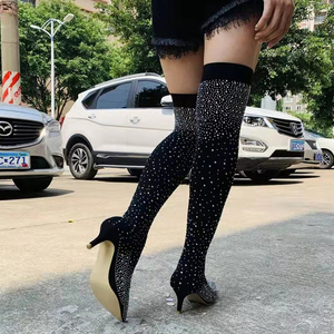 รองเท้าบูทถุงเท้ายาวระดับเข่าแฟชั่นผู้หญิงปี 2024 ส้นสูง 7 ซม. ประดับคริสตัล สไตล์สตริปเปอร์ สำหรับฤดูหนาว - Product Image 6