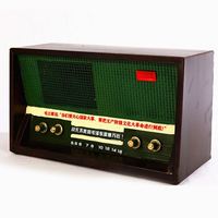 Grabador de casete de radio portátil de radio casera de estilo retro con altavoces estéreo incorporados
