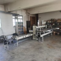 Machine de formage à chaud automatique CNC ISO9001 pour la production de couverts en bois jetables (cuillères, fourchettes, couteaux)