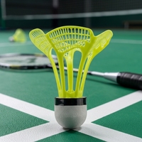 Volants de badminton en nylon et plumes de canard pour le loisir, avec base rigide, pour débutants, vol constant, en plastique mousseux et plumes.