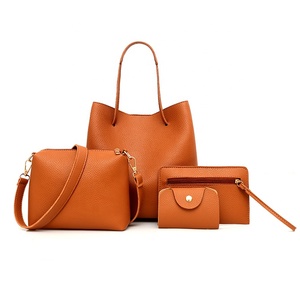 Couleur Café <span class=keywords><strong>marron</strong></span> Personnalisé En Gros Femmes Dames Filles Véritable Vache En <span class=keywords><strong>Cuir</strong></span> <span class=keywords><strong>Sac</strong></span> À <span class=keywords><strong>Main</strong></span> 4 Pièces/ensemble Sacs À Bandoulière - Product Image 1