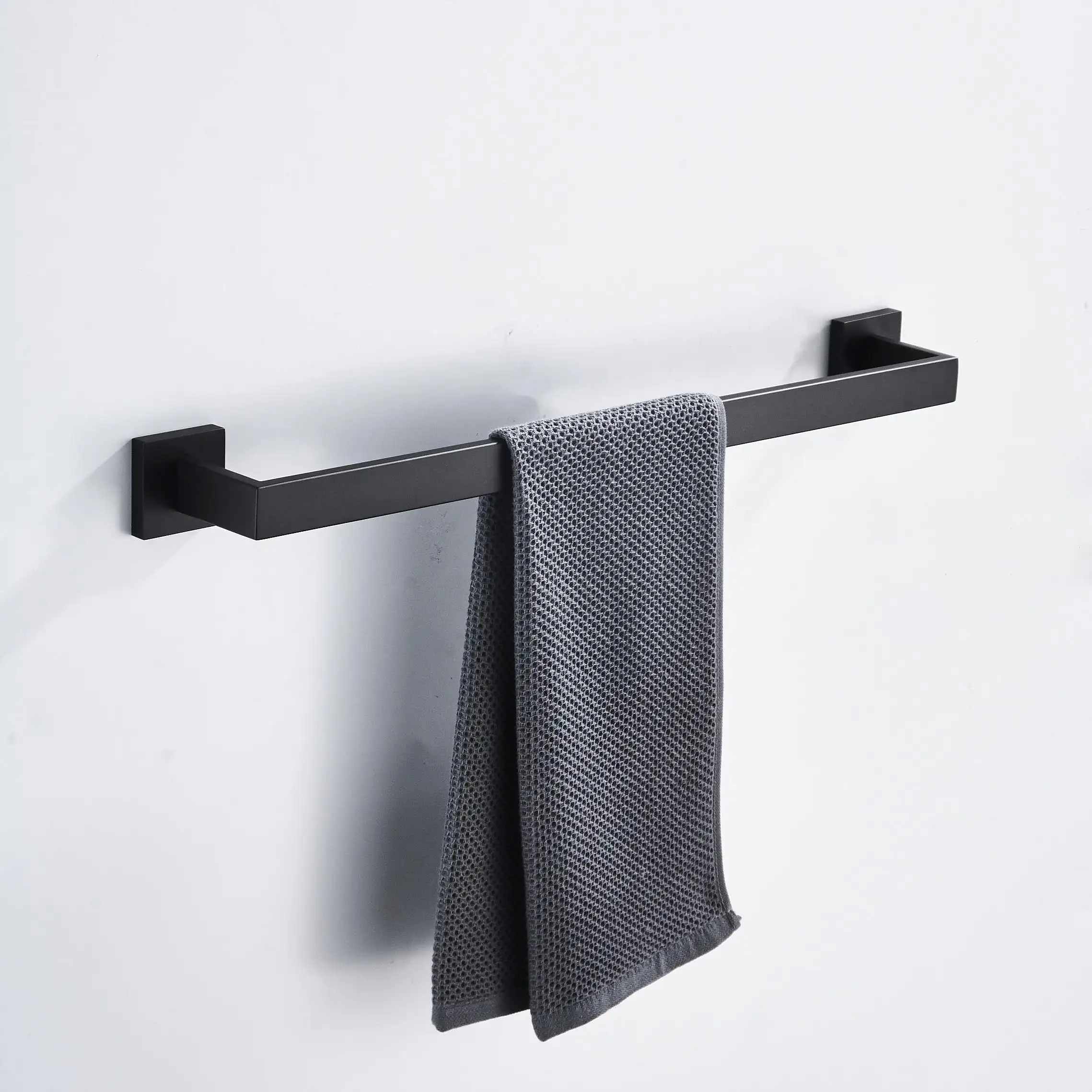 Современный дизайн, высококачественный настенный 304 из нержавеющей стали, аксессуары для ванной комнаты, черный Золотой квадратный держатель для полотенец