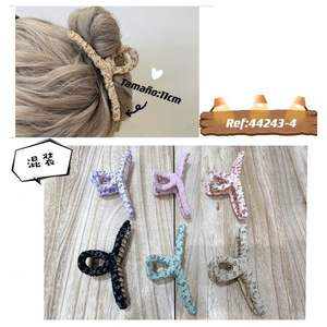 Pince à cheveux en forme de lettre S enveloppée de tissu, 10 cm, accessoire pour cheveux pour femmes - Product Image 1