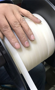 شريط سيليكون مخصص 8*4 إعلانات مبثوقة مرنة مع حافة مطاطية ختم ختم صندوق إضاءة من تصنيع المعدات الأصلية - Product Image 6