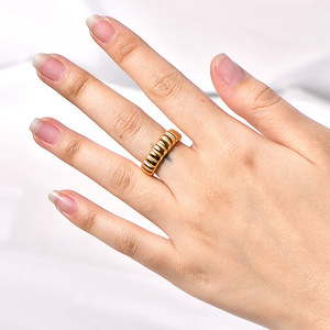 Gold Plated Corrugated Stainless Steel Band <b>Ring</b> Women Vintage Textured <b>Finger</b> <b>Ring</b> Unisex Plain Fashion Daily Wear Jewelry - Product Image 2