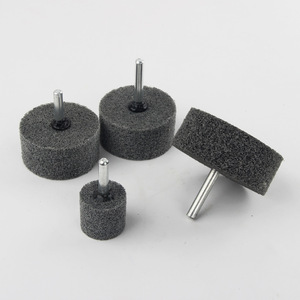 Têtes de polissage cylindriques en nylon non tissé avec excellente performance de polissage - Product Image 1