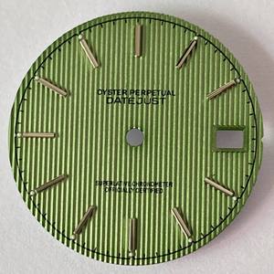 นาฬิกา NH35 รุ่นวินเทจใหม่ หน้าปัดลายทางสีเขียวเรืองแสง แสดงวันที่ ขนาด 28.5 มม. ทำจากวัสดุทองเหลือง - Product Image 2