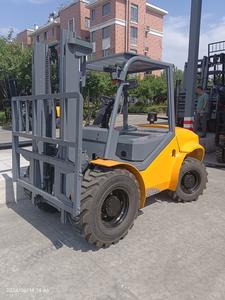 חומר טיפול יציב מחיר הטוב ביותר 4 x4 כל השטח מלגזה 2 טון-5טון-5טון איכות טובה דיזל מלגזה שטח - Product Image 6