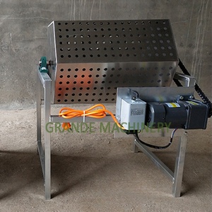 Machine à casser les œufs de caille à haute efficacité, machine à casser les coquilles d'œufs de caille avec une utilisation facile et une structure solide - Product Image 3