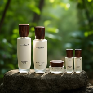 Set de Cuidado Facial Sooryehan Micro Ginseng, Tónico de 150 ml, Emulsión de 130 ml, Para Todo Tipo de Piel, Cuidado Diario, Fórmula K-Beauty - Product Image 3