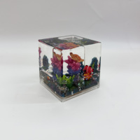 Presse-papiers carré en acrylique liquide avec figurine de dauphin marin 3D flottante à l'intérieur, ornement de bureau, souvenir touristique personnalisé, papeterie
