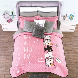 Cubrecamas Matrimoniales Modernas Concord con Diseño de Gatos Rosados Estampados, 2.14x2.33 m - Product Image 2