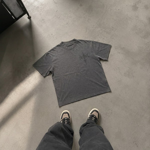 Camiseta OEM Degradada Gris Surtida, Camisetas con Corte y Costura, Camiseta <span class=keywords><strong>Blanka</strong></span> Streetwear, Camiseta Gráfica para Hombre, Ropa de Moda Personalizada - Product Image 2