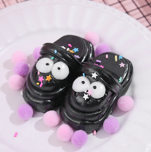 Jouet sensoriel super doux en mousse souple, design pantoufle, anti-stress, pour garçons et filles de 5 à 7 ans - Product Image 5