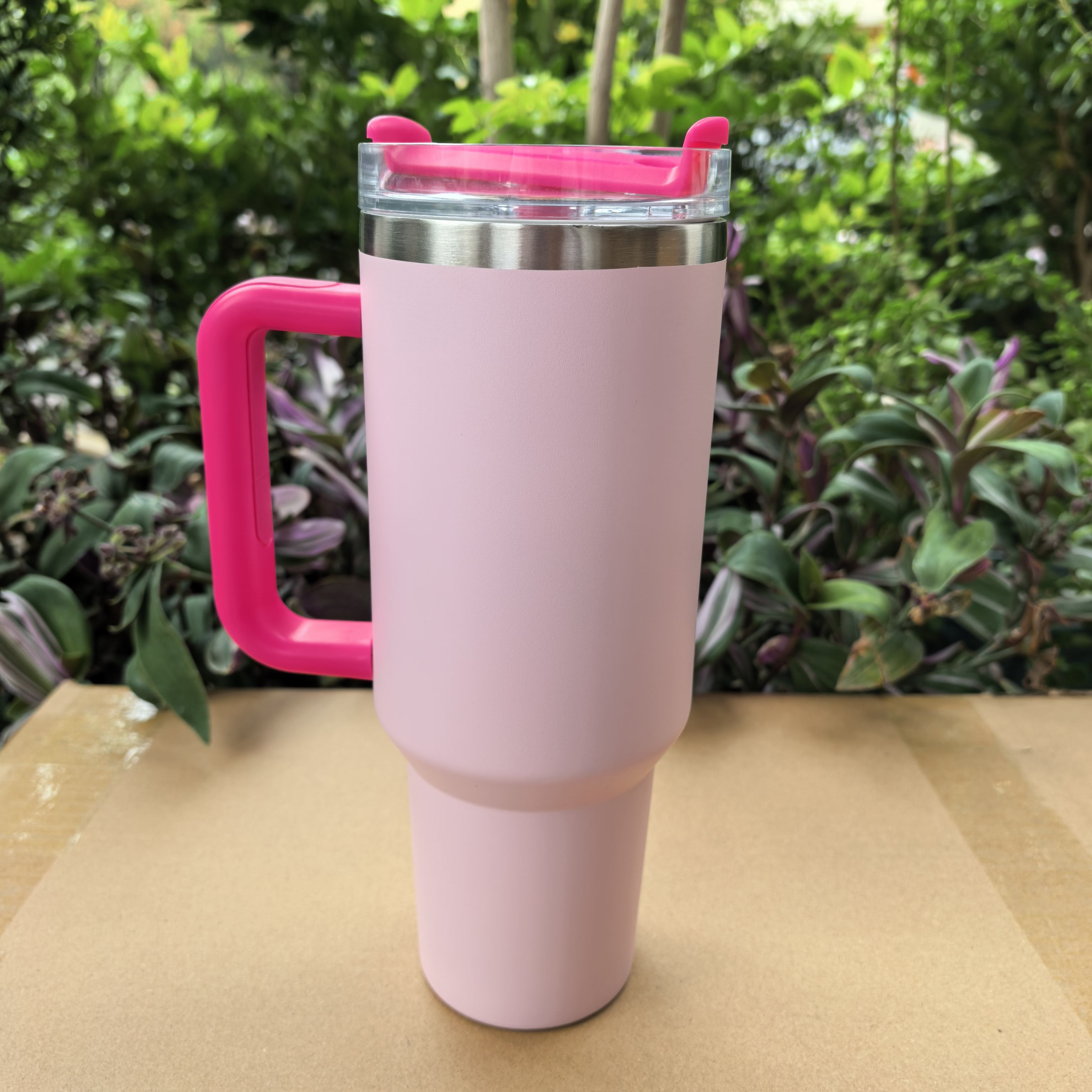 04 สีชมพู