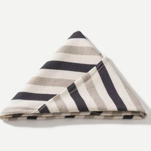 Écharpes en soie pour femmes, faciles à coiffer pour les chignons, les tresses ou les cheveux lâches, ajoutent de la couleur et de la grâce à toutes les coiffures et occasions. - Product Image 3