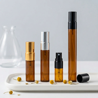 ALKA Flacon vaporisateur de parfum rechargeable en verre ambré, mini flacon pulvérisateur avec diffuseur à roseaux sérigraphié rond pour échantillon de voyage